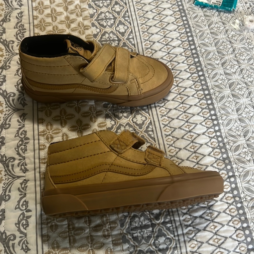 Boys Vans size 13, barely worn.